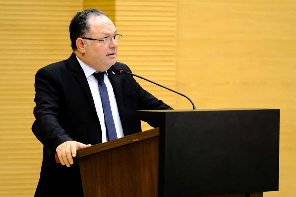 Pedro Fernandes contribui com R$ 14,6 milhões para municípios em seu primeiro ano de mandato