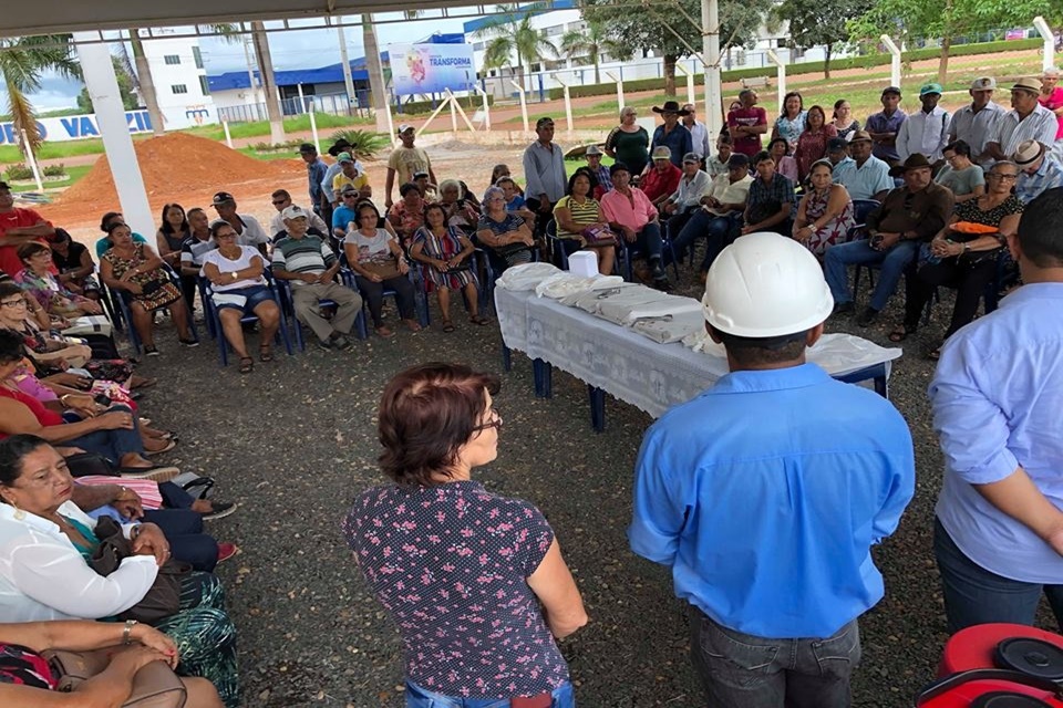 Idosos fazem visita técnica na estação de tratamento de água em Rolim