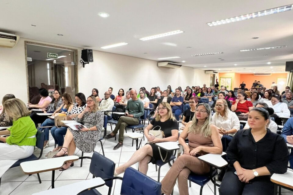 Encontro discute estratégias e ações para aprimorar a qualidade da educação