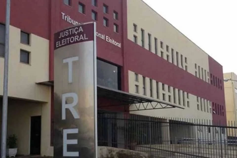 Prefeito deve devolver R$ 21 mil por uso indevido de recursos destinados a candidaturas negras