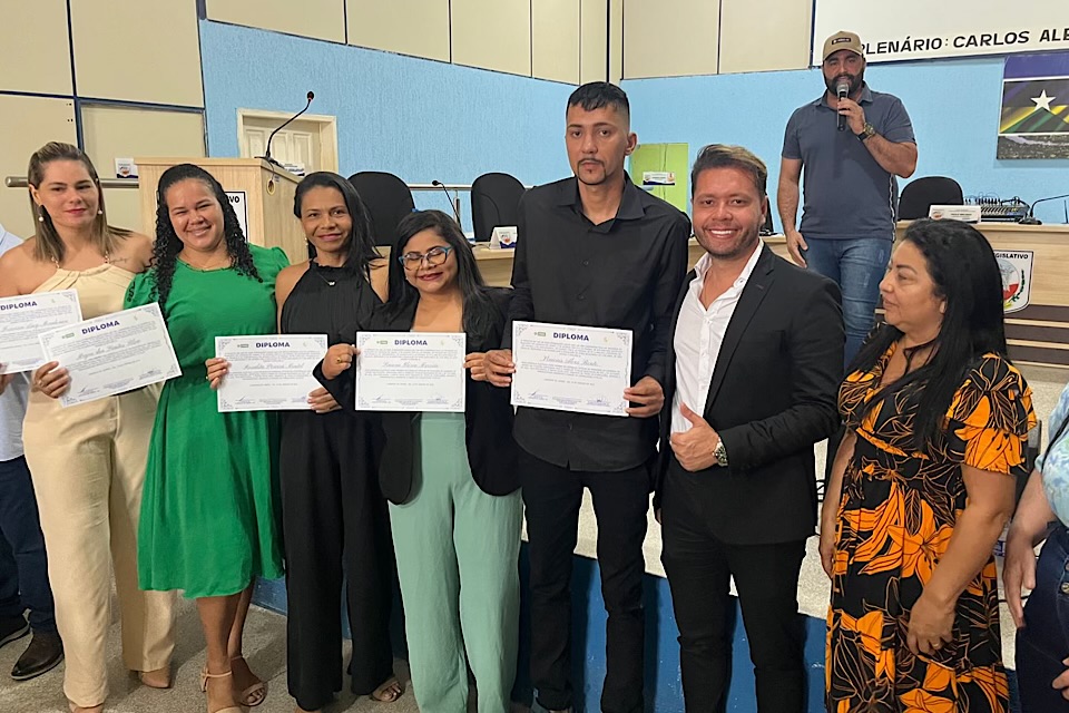Daniel Pitt Bull participa da cerimônia de posse dos novos conselheiros tutelares em Candeias do Jamari