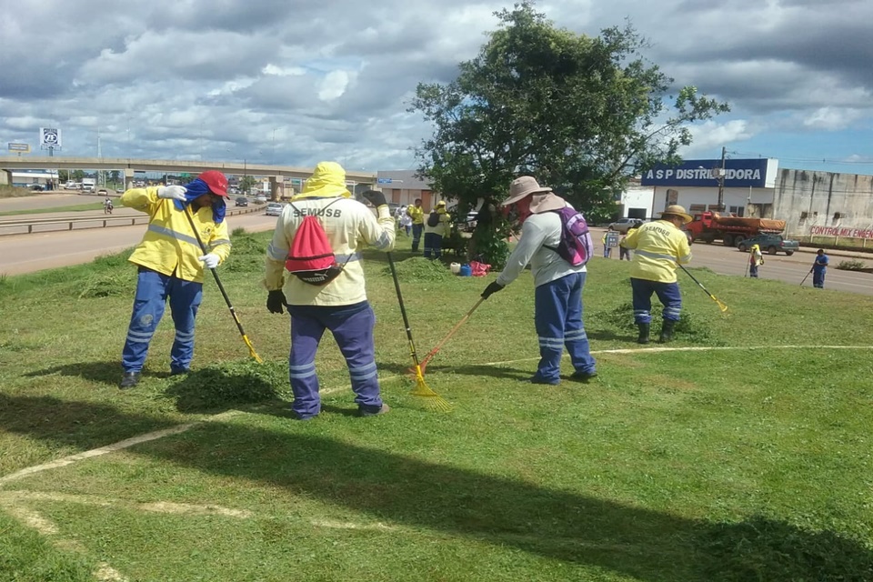 Prefeitura inicia novo cronograma de limpeza na zona Leste da capital