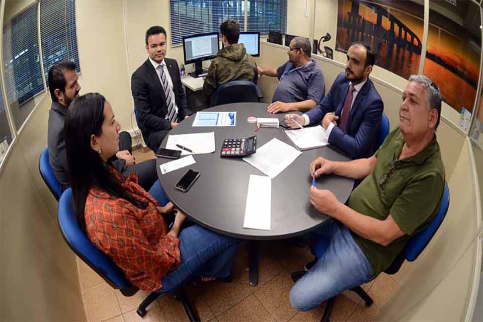 Justiça homologa acordo de R$ 2 milhões e beneficia empregados da Ceron
