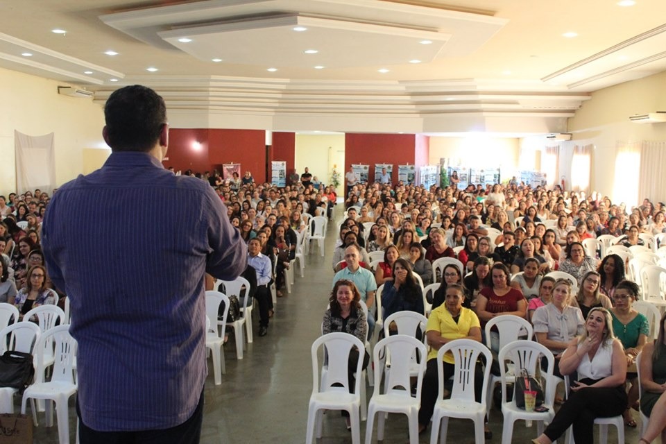 Mais de mil profissionais participam do Fórum Municipal de Educação 2019