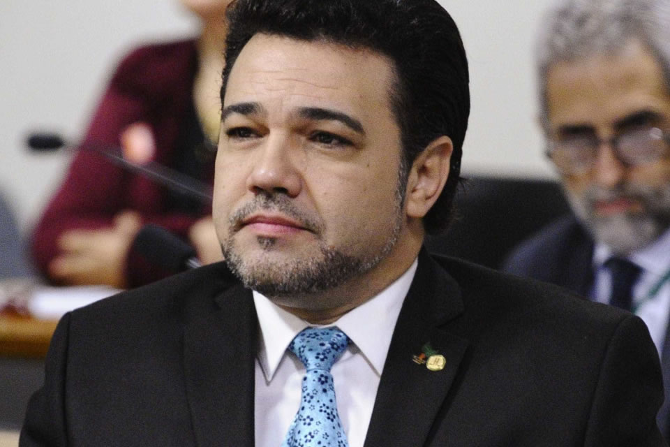Marco Feliciano diz que é ultraje ter na frente evangélica raiz quem apoia o governo Lula