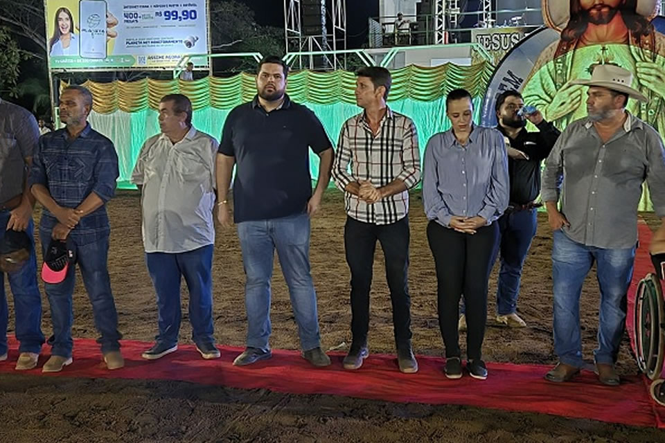 Com apoio do deputado Jean Oliveira, 4ª Festa Agropecuária de Santa Luzia d’Oeste é realizada