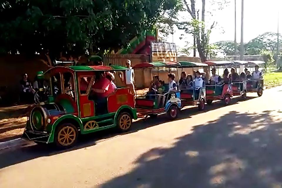 Brincando eu aprendo; projeto dia das Crianças em Castanheiras