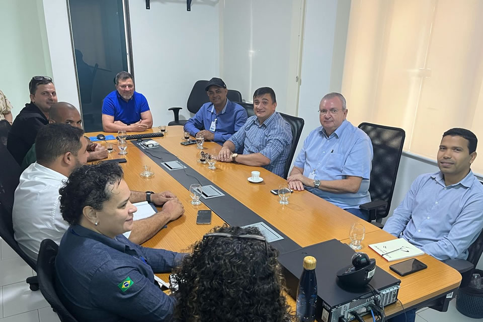 Deputado Laerte Gomes solicita regularização fundiária urbana de Theobroma e distrito de Palmares