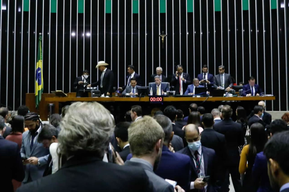 Câmara aprova mudança no arcabouço que libera mais R$ 15 bi a Lula de forma imediata