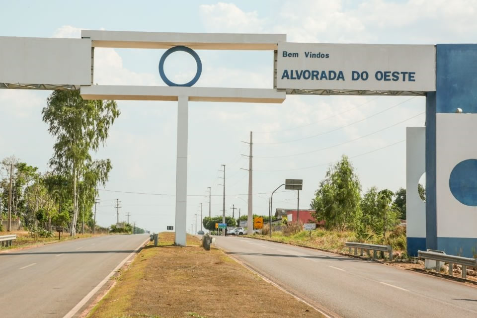 Alvorada do Oeste recebe emenda parlamentar para educação