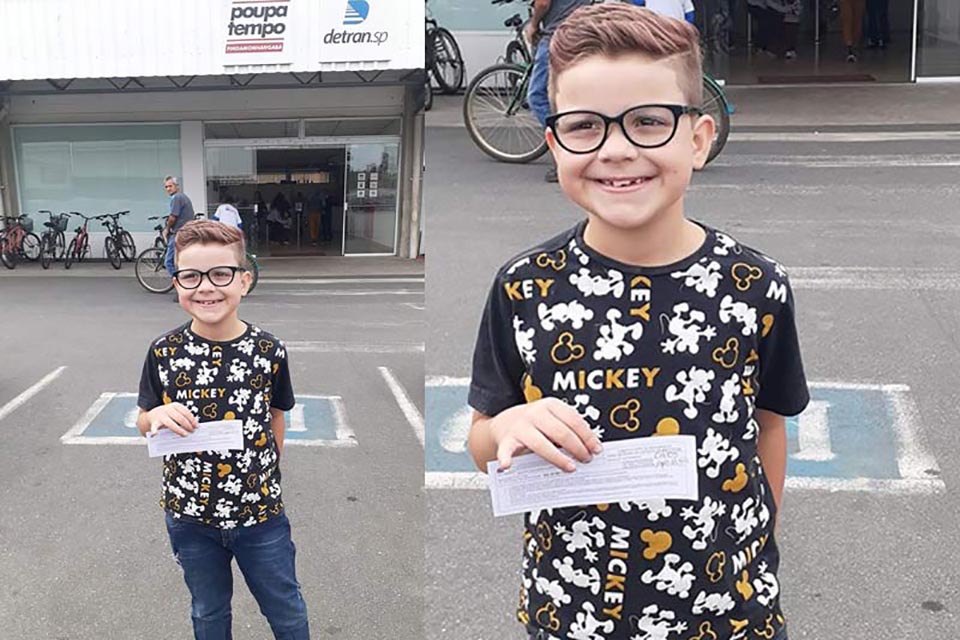 “Posso ser quem sou”, menino trans de 8 anos muda nome na identidade