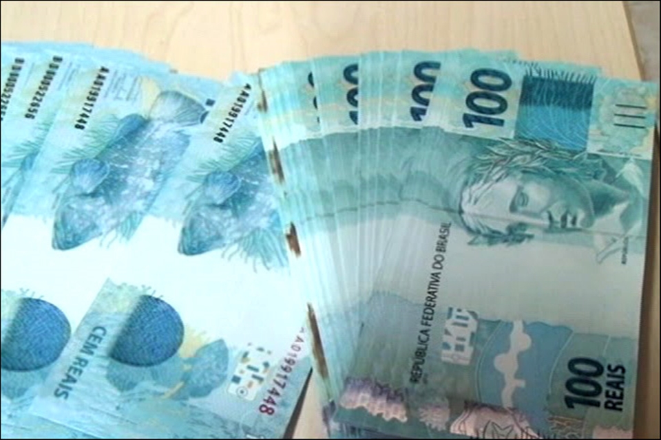 Homem é preso em Porto Velho com cédulas falsas de R$ 100 que foram compradas via internet