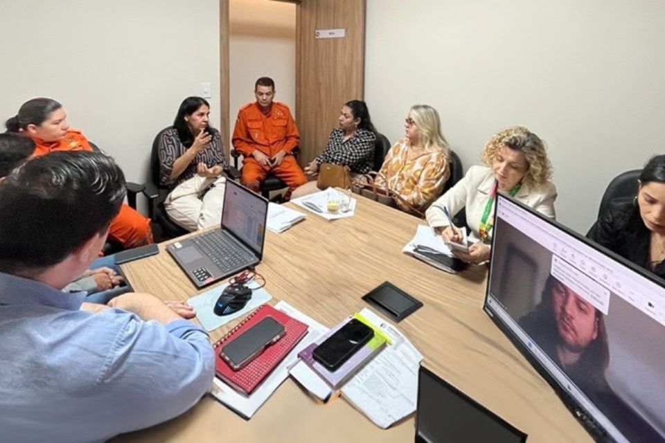 MPRO realiza reunião para regularizar sistemas de combate a incêndios nas escolas de Rondônia