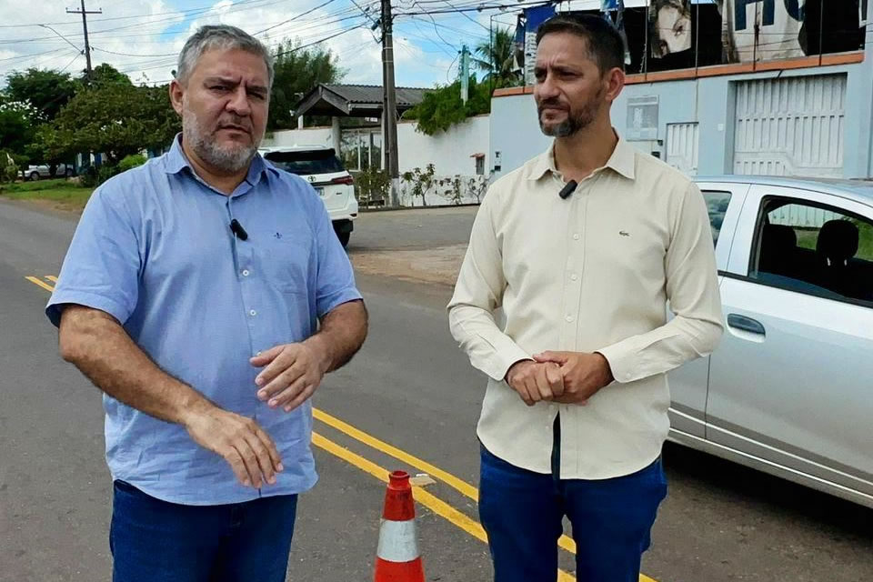 Vereador Fogaça e Secretário realizam vistoria na sinalização do bairro Embratel em Porto Velho