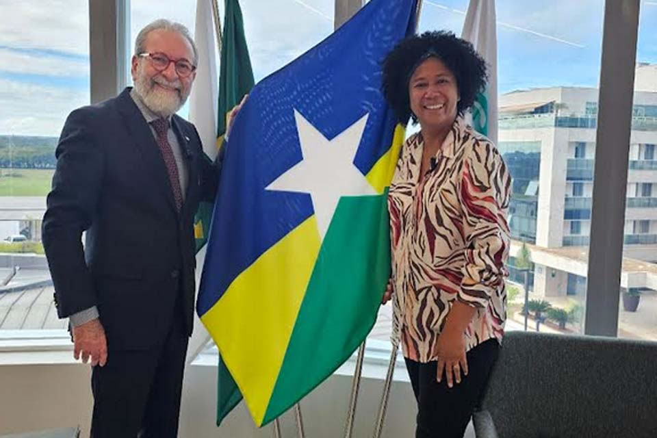 Deputada Sílvia Cristina pede apoio do CFM para ampliar número de anestesistas em Rondônia