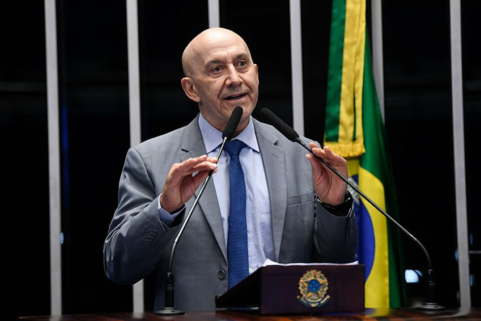 Confúcio Moura anuncia liberação de mais R$ 6,6 milhões para sete municípios de RO
