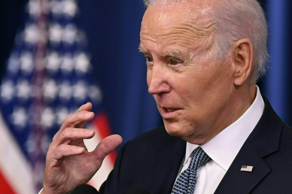 Biden sanciona lei que proíbe TikTok nos Estados Unidos