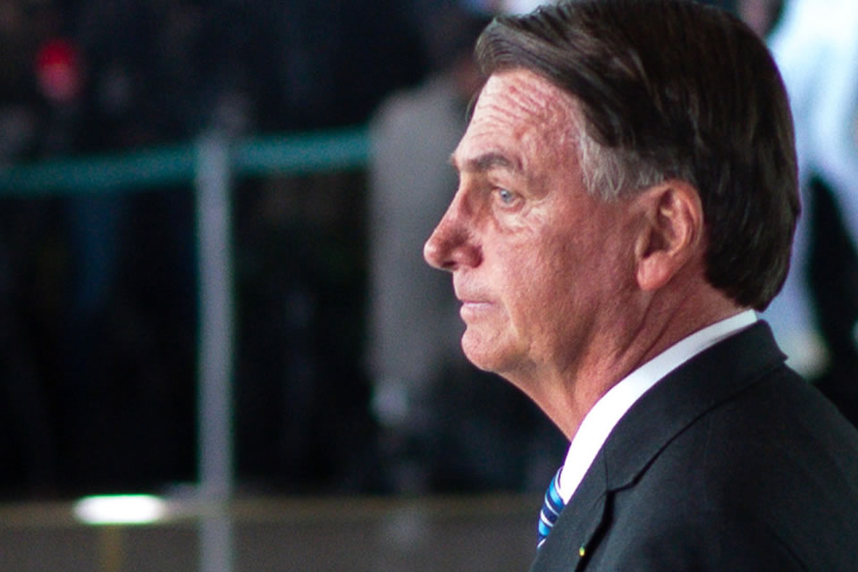 TSE tem 2 a 1 por Bolsonaro inelegível e multa de R$ 425 mil por uso eleitoral do 7/9
