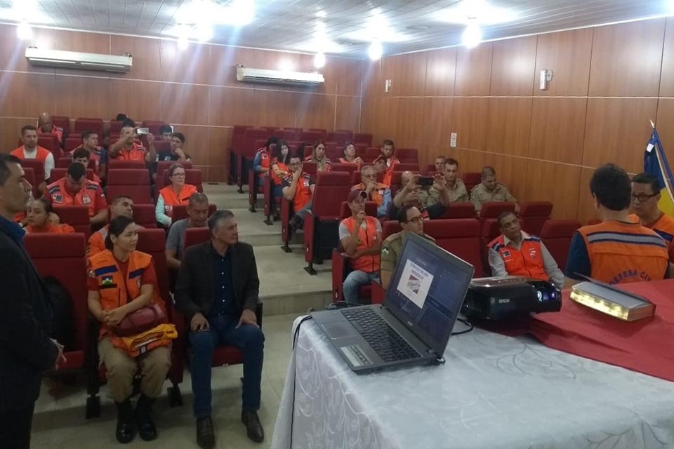 Defesa Civil de Ji-Paraná participa de capacitação, em Porto Velho