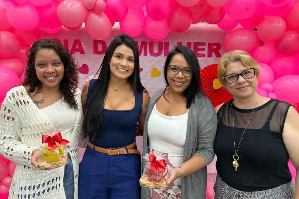 Escola do Legislativo realiza homenagem às servidoras pelo Dia Internacional da Mulher