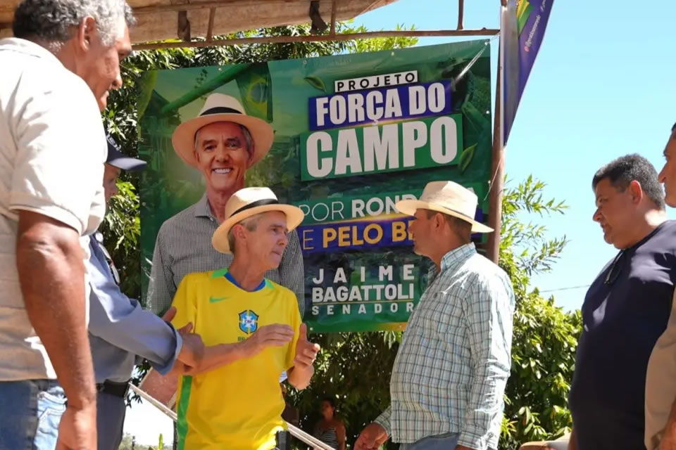 Bagattoli anuncia equipamentos do projeto Força do Campo a produtores de Vila Nova Samuel