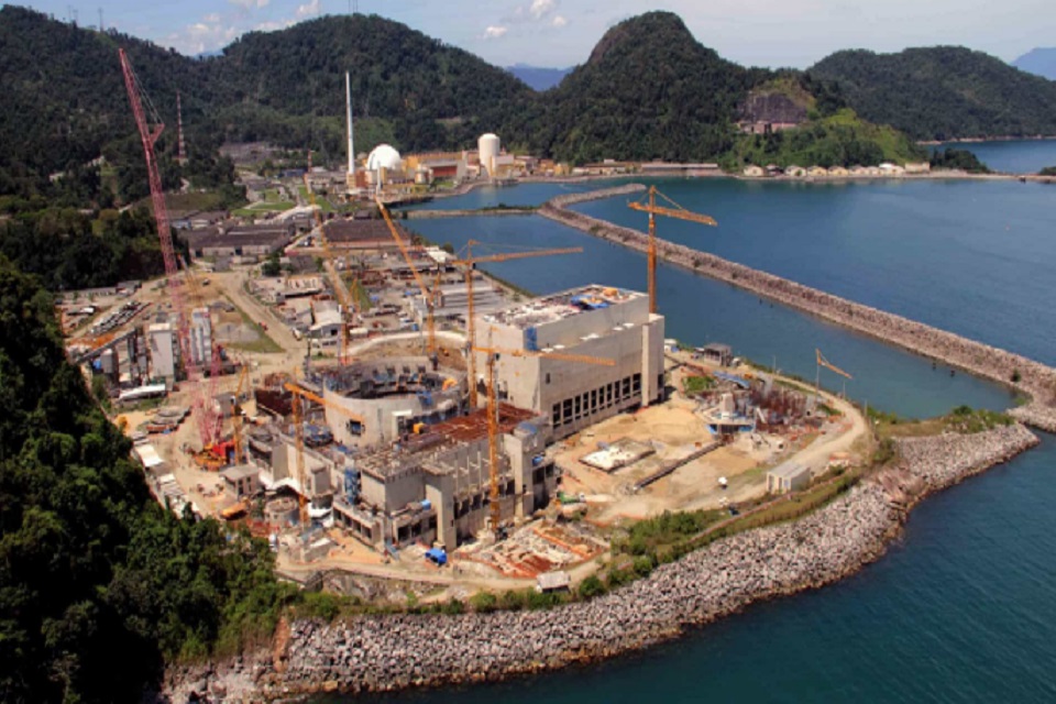 Angra 3 entra em programa de privatizações