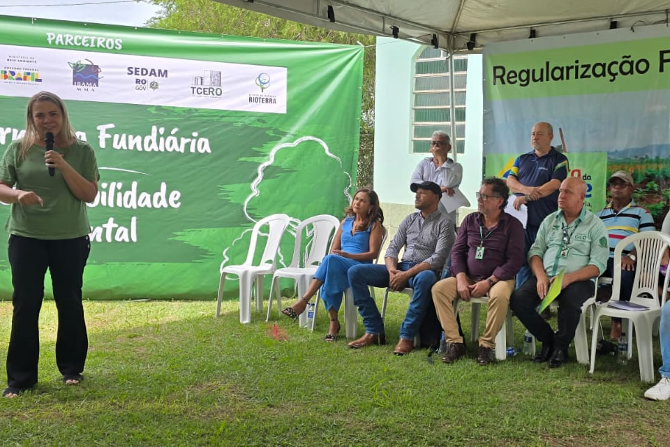 Cláudia de Jesus lidera regularização fundiária histórica em Ji-Paraná