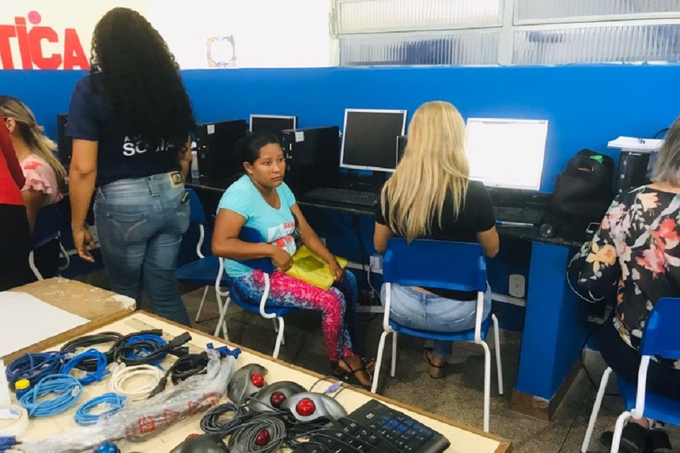 Crianças e adolescentes venezuelanos são matriculadas na rede municipal de ensino