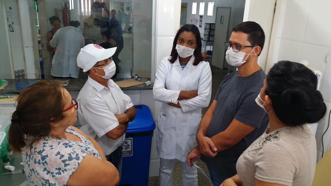 Anderson Pereira fiscaliza e ouve demandas de servidores no maior hospital infantil de Rondônia; há casos de crianças infectadas com o vírus H1N1