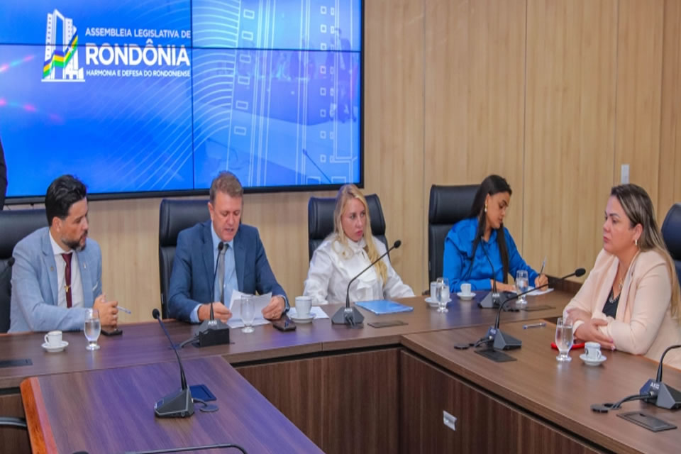 Comissão de Educação e Cultura quer ouvir secretária Estadual de Educação de Rondônia