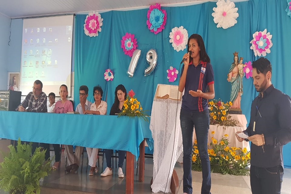 Cras Irmã Dorothy entrega certificados e realiza culto ecumênico