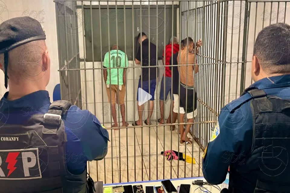 Cinco suspeitos são presos por tráfico de drogas na zona Leste