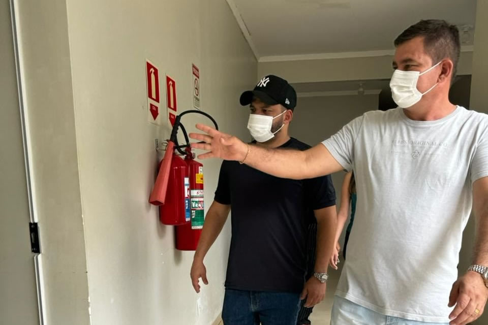 Edevaldo Neves visita unidades de saúde em Vilhena