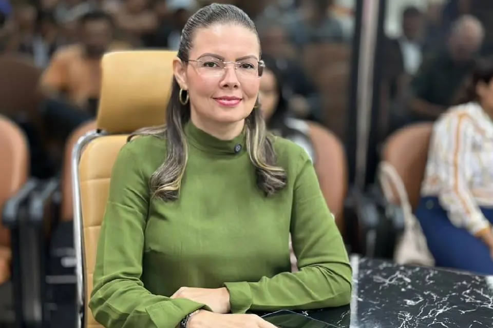 “Salário pago em Porto Velho deve ficar em Porto Velho”: Sofia Andrade propõe residência obrigatória para servidores