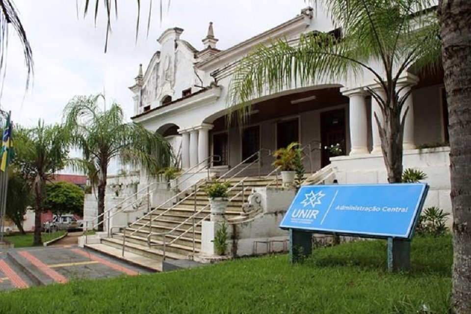 Servidores do ex-território de RO beneficiados na transposição podem fazer parte do quadro da Unir