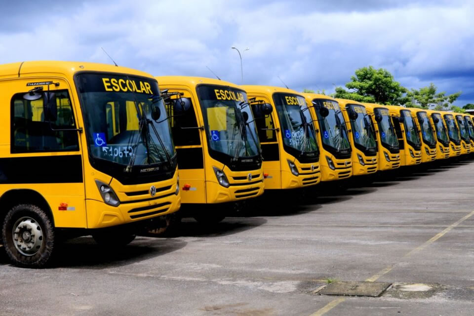 Ferramenta digital permite consulta da situação de veículos do transporte escolar e garante segurança dos alunos