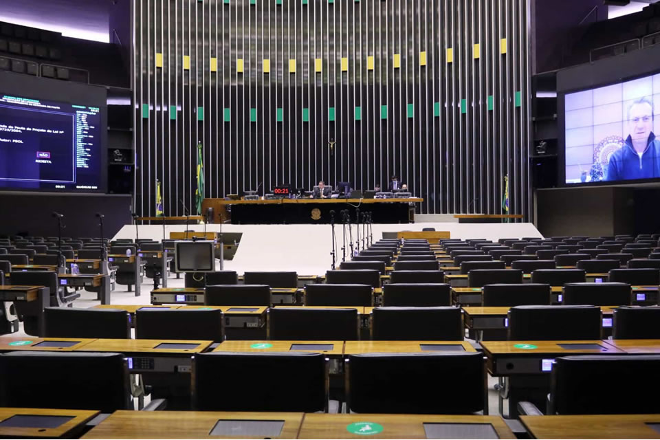 Governo espera ao menos 55 votos para aprovar Reforma Tributária no plenário do Senado