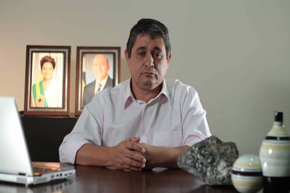 Prefeito de Campo Novo de Rondônia é afastado temporariamente do cargo 