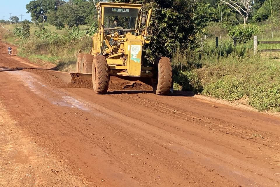 Indicação do deputado Jean Oliveira garante patrolamento de mais de 500 km de rodovias na Zona da Mata