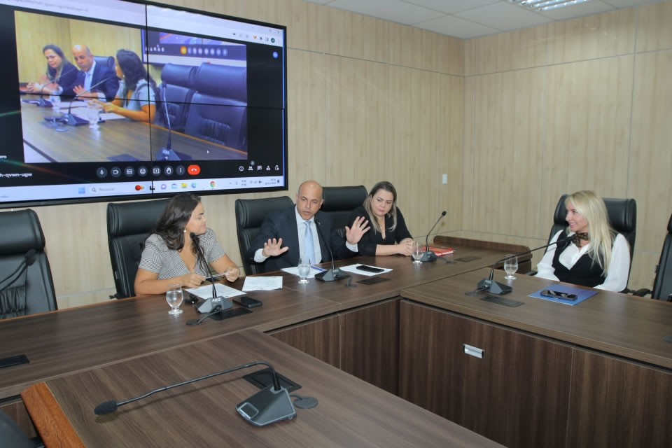 Comissão de Defesa dos Direitos da Mulher assegura recurso no orçamento de 2024 para enfrentamento da violência feminina