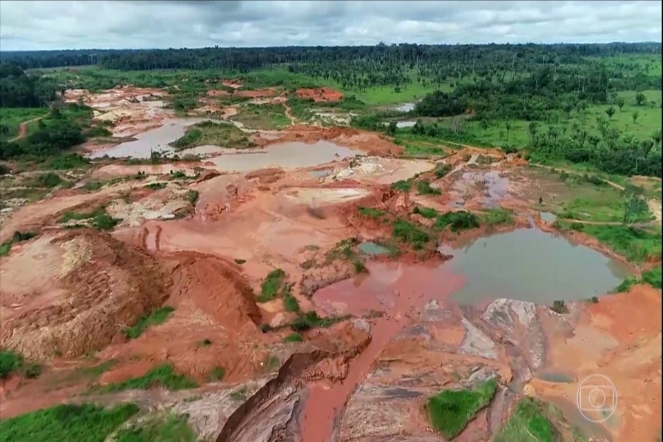 Isolados após rompimento de barragem, agricultores temem perder produção em RO