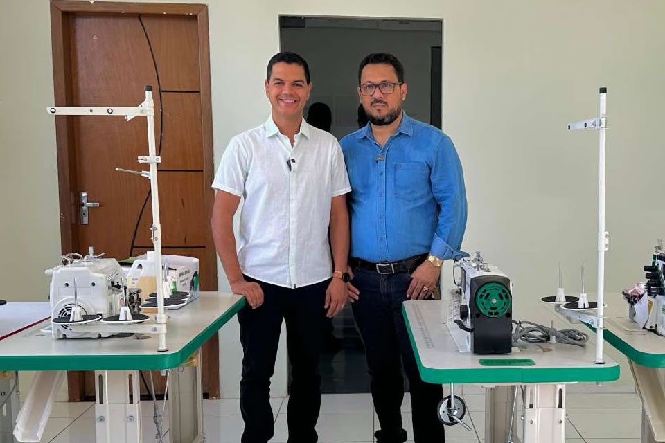 Cássio Gois participa da inauguração da sede da Associação Vida em Cacoal
