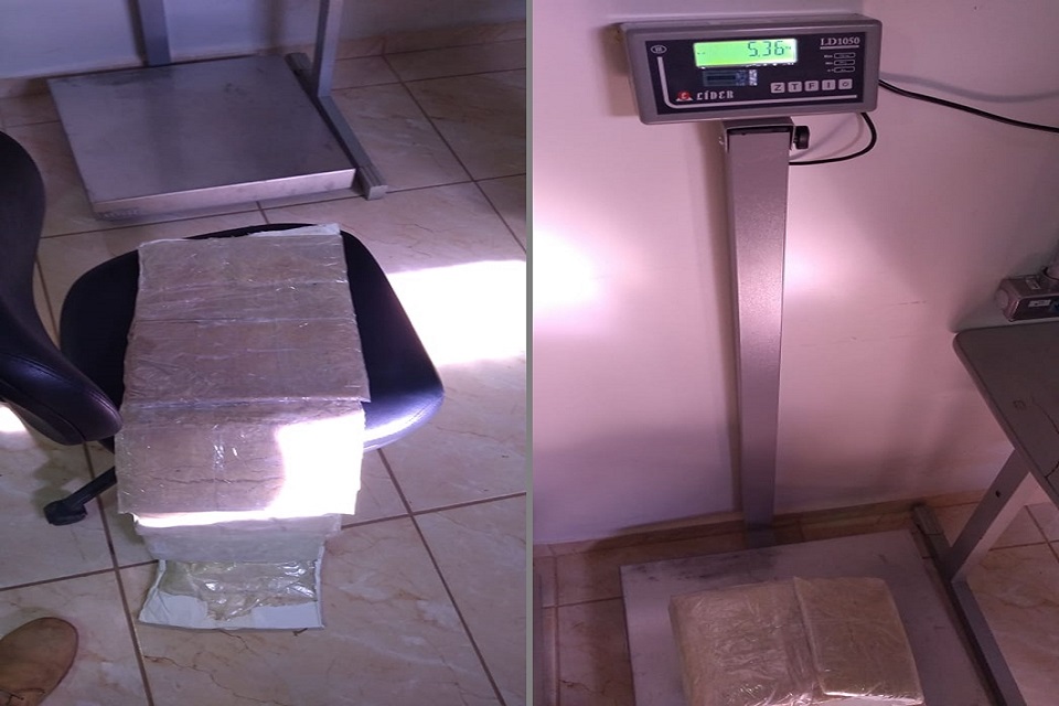 Mulher é presa transportando pasta base de cocaína em Ji-Paraná 
