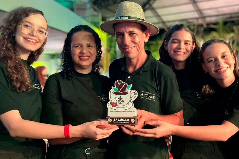 Assistência técnica oferecida pelo governo de RO eleva qualidade do café dos produtores de Rolim de Moura