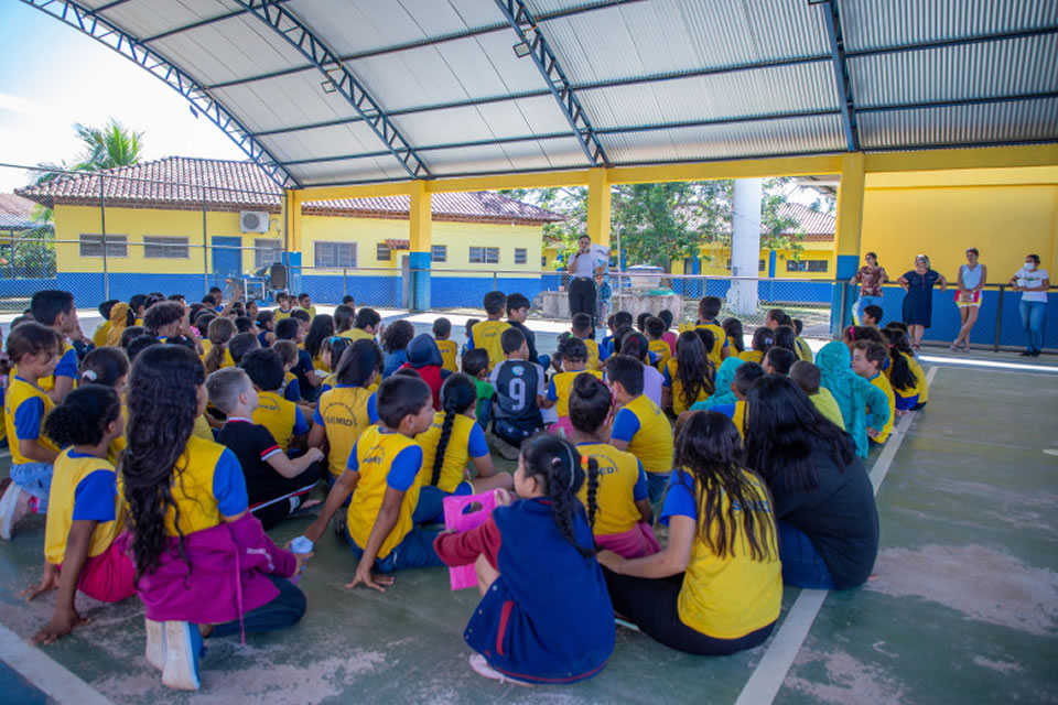 Prefeitura de Porto Velho realiza ação para mapear demanda por vagas na educação infantil para crianças de 0 a 6 anos