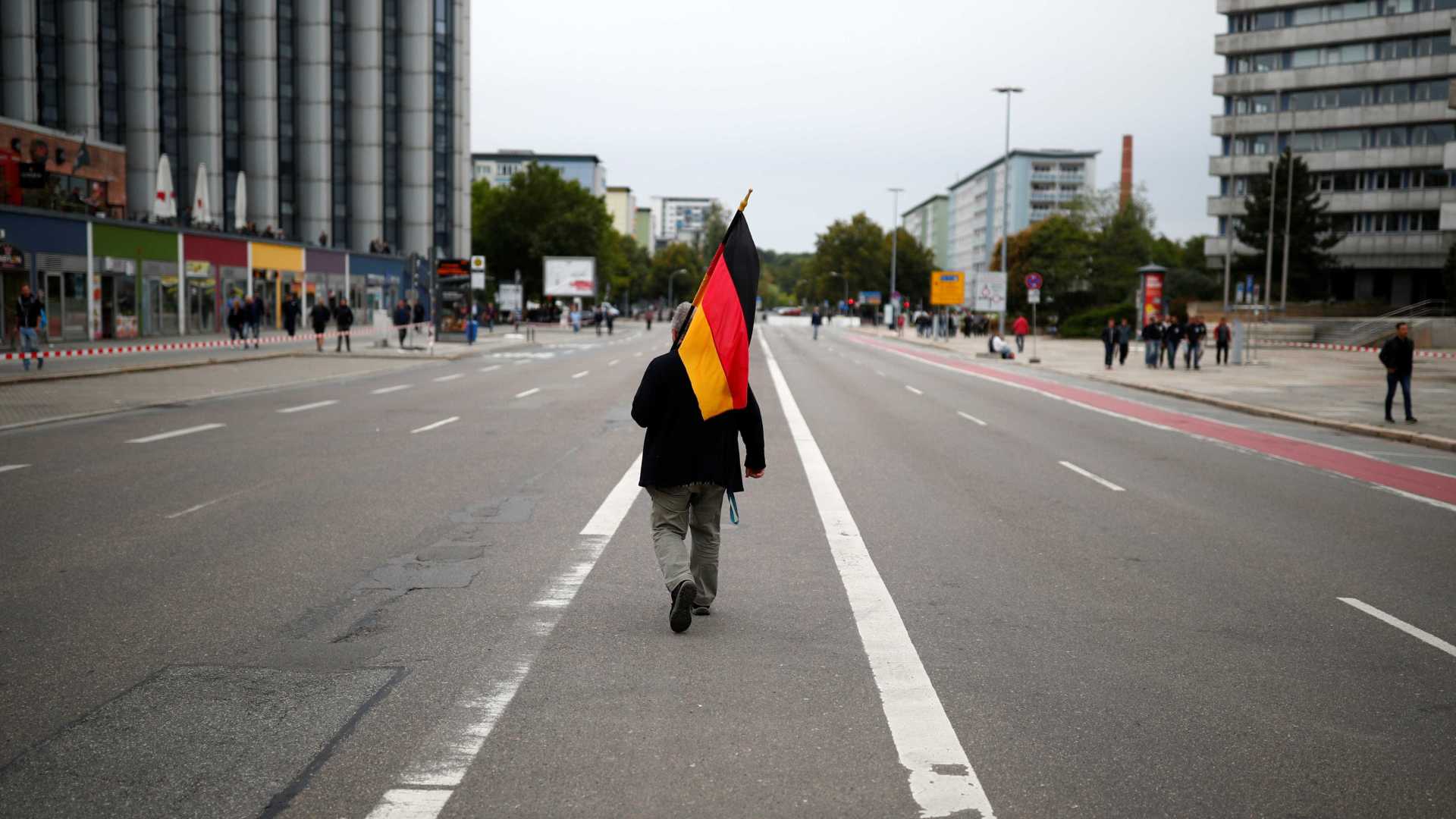 Vítimas de crimes de ódio na Alemanha mudam hábitos e planejam partida