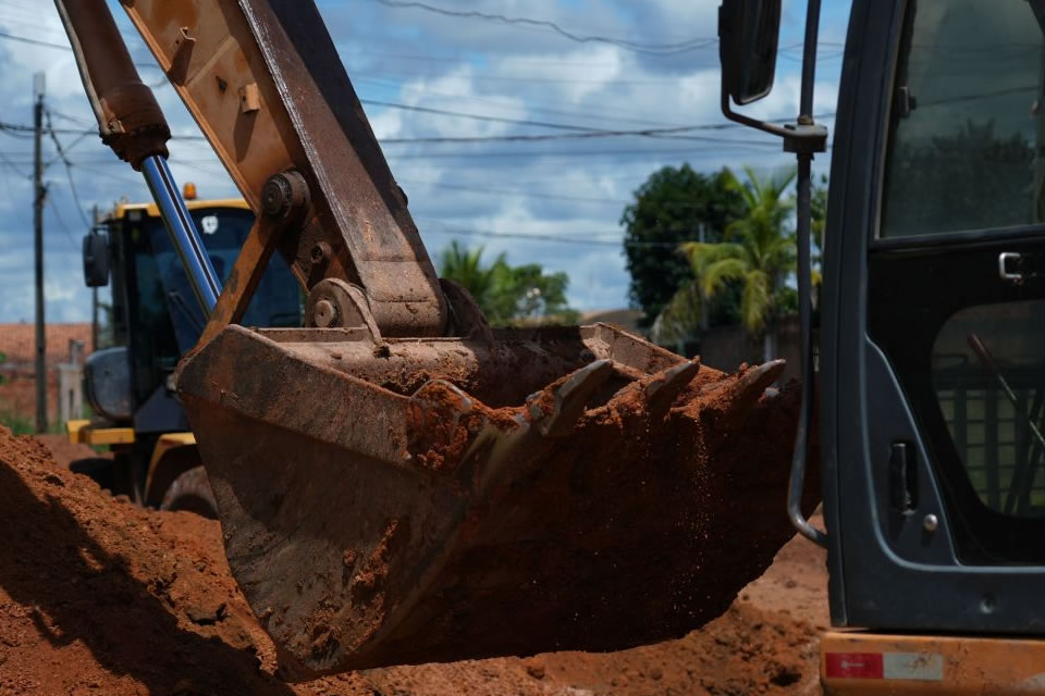 Prefeitura intensifica fiscalização nas obras em andamento no bairro Parque Amazônia