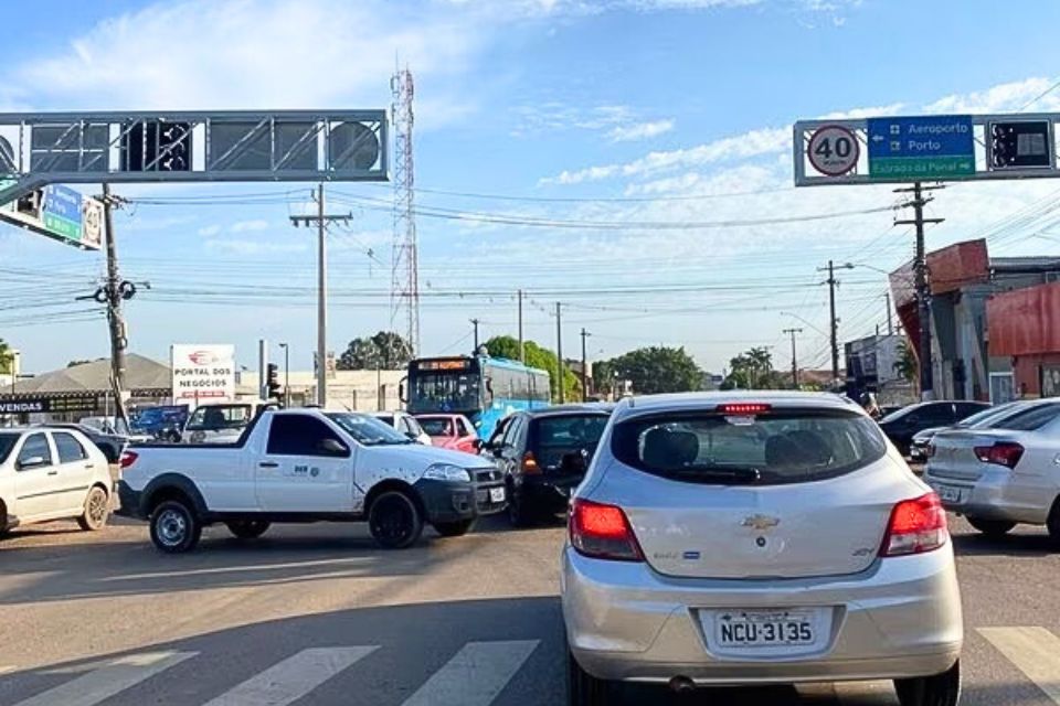 Apagão deixa Rondônia e Acre sem energia na tarde desta quinta-feira