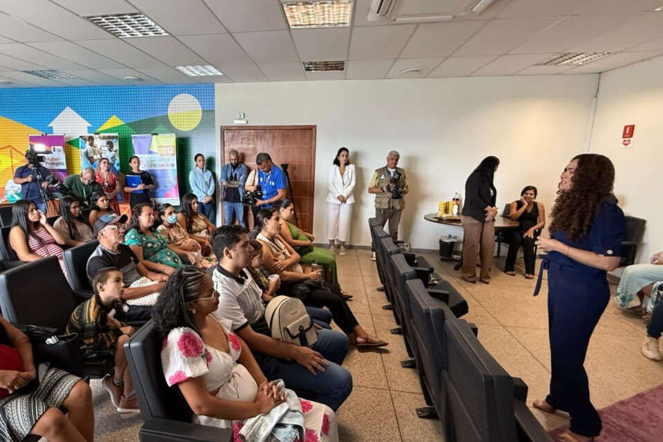 Governo de RO promove momentos de interação e entrega kits enxoval do Mamãe Cheguei, em Porto Velho