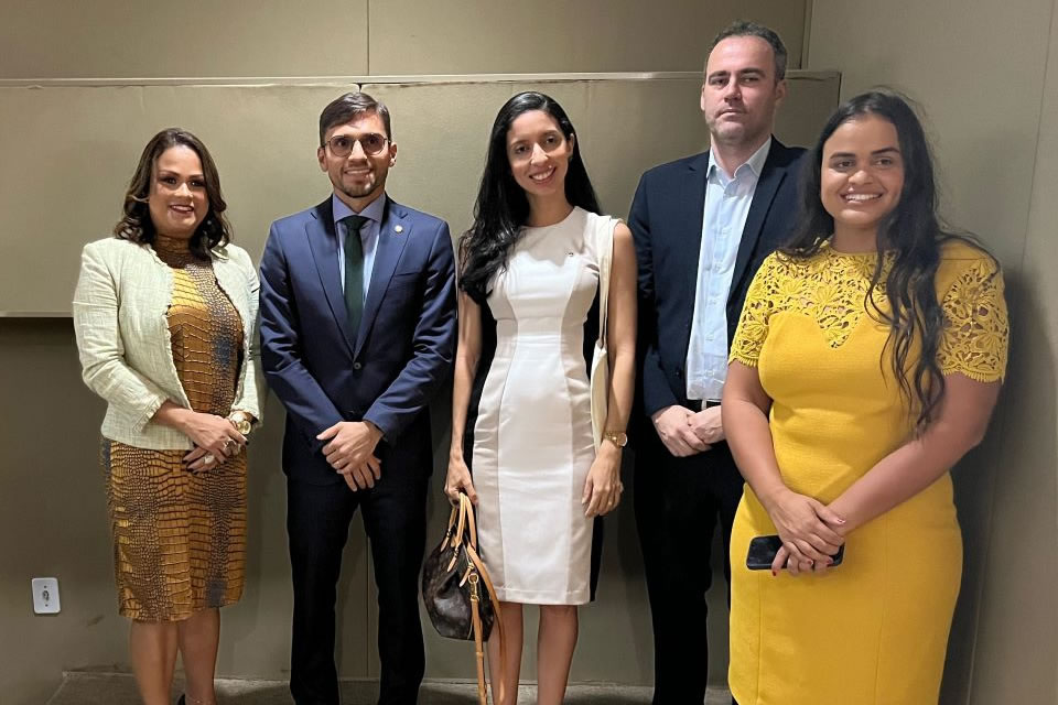Dra. Taíssa firma parceria que viabiliza atendimentos de orientações jurídicas em Guajará-Mirim